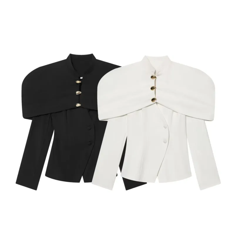 Damen elegante Blazerjacke mit übergroßen Schulterklappen und goldenen Knopfdetails – Valéne