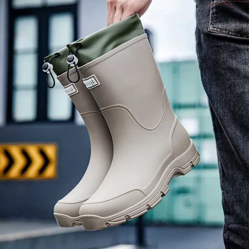 Herren wasserdichte Arbeits- und Regen-Gummistiefel mit verstellbarem Kordelabschluss und rutschfester Profilsohle Echoarhiv – Tavélo